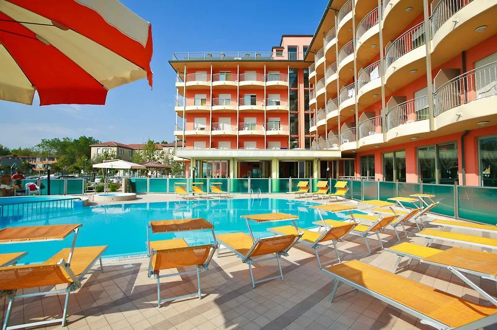 Hotel Adria Beach Club