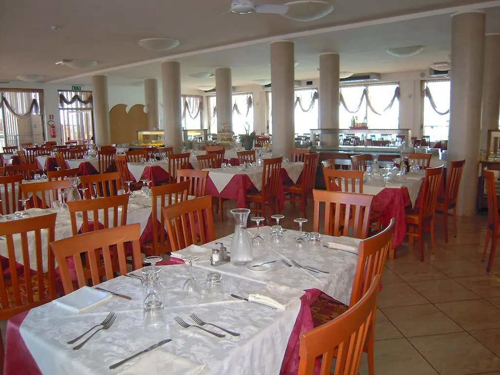Hotel Adria Beach Club