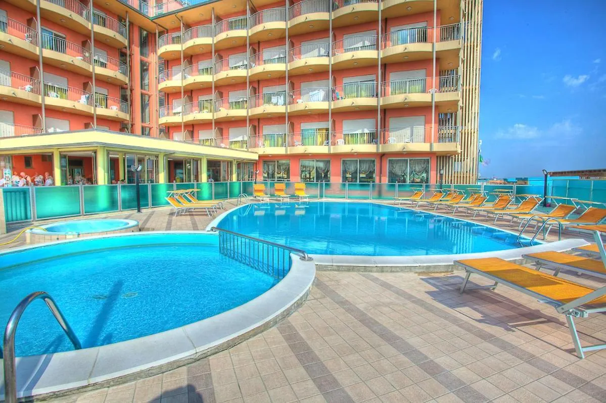 Hotel Adria Beach Club 3*, Cesenatico